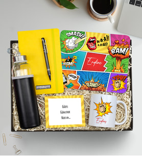 Kişiye Özel Popart Mouse Pad & Gümüş Renk Detaylı Siyah Tükenmez Kalem & Sarı Defter & Tasarım Kupa & Özel Deri Kılıflı 500 ML Siyah Su Matarası Hediye Seti