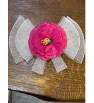 21X15 CM KALIN TÜLLÜ KURDELE GÜL FİYONK ELBİSE TOKA BROŞ İĞNELİK AKSESUARI