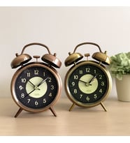Yuvarlak Metal Çalar Saat 10 cm - Pilli Işıklı Fosforlu