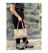 Kadın Yeni Sezon Yumuşak Deri Ayarlanabilir Askılı Şık El Ve Omuz Çantası Shoulder Bag (STD)