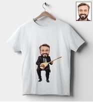 Kişiye Özel Bağlama Tasarımlı Karikatür Tişört 107 (Beyaz)