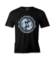 Wolfs in a Circular Viking Knot Siyah Erkek Tshirt