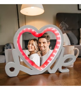 Kişiye Özel Fotoğraflı Love Yazılı Sihirli Ayna - LED Işıklı Kalp Makyaj Aynası ve Çerçeve