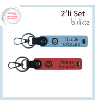 Rotanı Belirleyen Hediyelik Tasarım, Gemi Dümeni Figürlü Deri Set, Gök Mavi-Nar Çiçeği