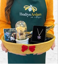 Size Özel Hediye Sepeti  Işıklı Peluş Ayıcıklı Fanus & Lotus Kolye & Ahşap Tütsülük