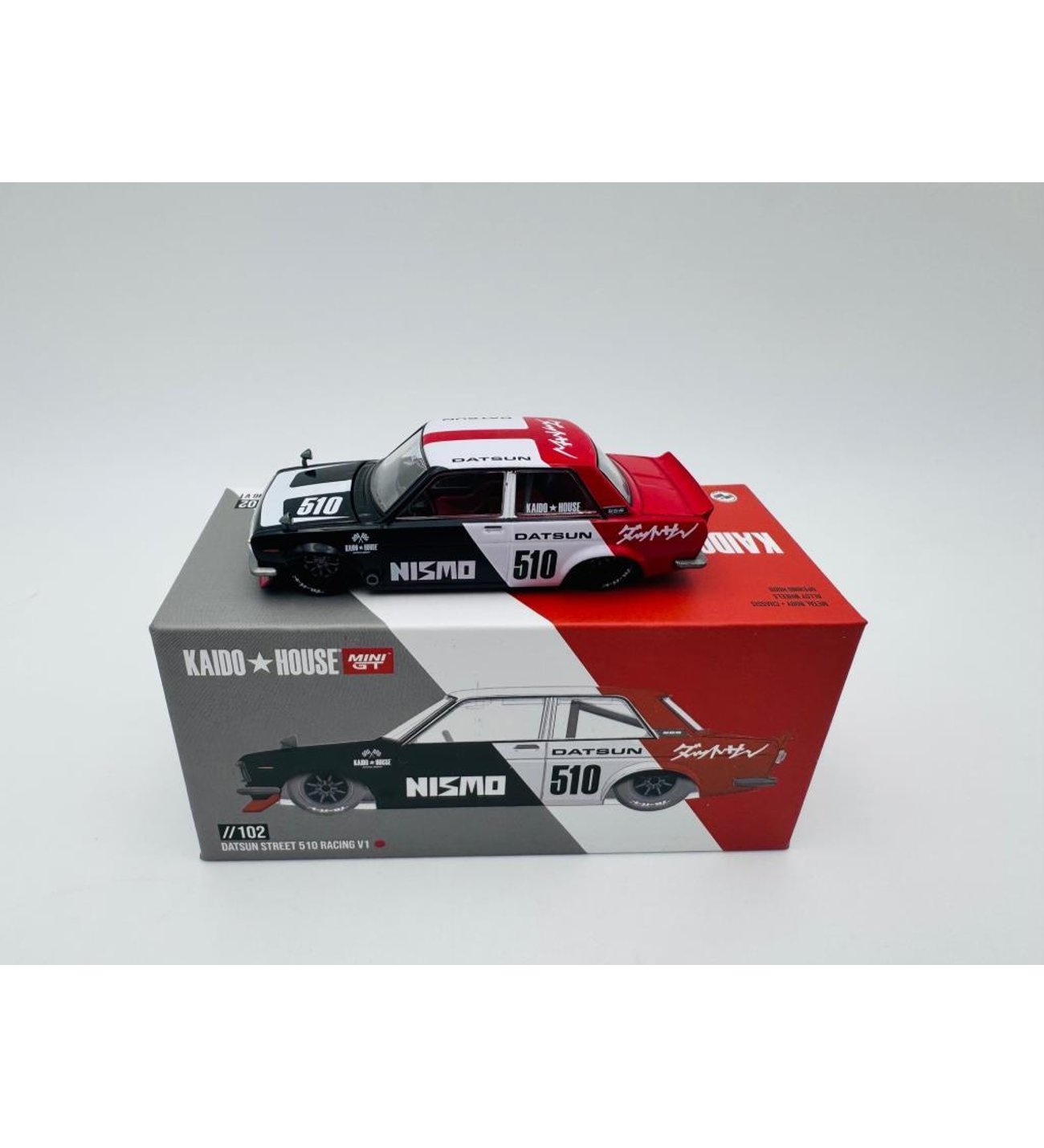 mini-gt-102-kaido-house-datsun