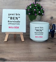 Motto Yeni Bir Ben Hediye Seti Kupa Bardak T Kulplu ve Dekoratif Taş Arkadaşa Hediye  (Model 2)
