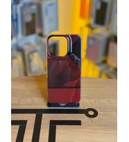 iPhone 16 Pro Uyumlu Kristal Görünümlü Geometrik Desenli Parlak Kılıf (Kırmızı)
