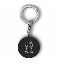 Kişiye Özel İsimli Çelik Anahtarlık Kalpli Hello Kitty Baskılı (Siyah)