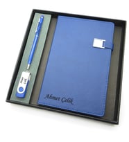 Signator® Codex  N120 Kişiye Özel Defterli Set - İsme Özel Mavi Kalem + İsme Özel Mavi Defter + İsme Özel Usb Bellek İsme Özel Kutusunda Hediyelik Set (Karışık)
