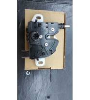 FORD FOCUS 2006-2012 KAPUT KİLİDİ
