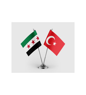 Yeni Suriye Bayrağı ve Türk Bayrağı İkili Saten Masa Bayrağı Takımı
