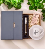 Kişiye Özel Gri Lüks Termo Deri Defter& Beyaz/Gold Detaylı Roller Kalem& Harf Baskılı Fincan& Tek İçimlik Türk Kahvesi Hediye Seti