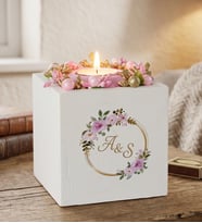 Kişiye Özel Baş Harfli Özel Günler İçin Dekoratif Kare Beton Saksıda Tealight Mum