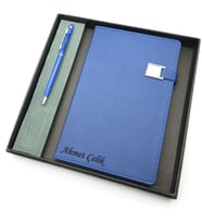 Signator® Codex  N119 Kişiye Özel Defterli Set - İsme Özel Mavi Kalem + İsme Özel Mavi Defter  İsme Özel Kutusunda Hediyelik Set (Karışık)
