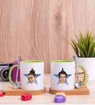 Kişiye Özel Mavi Yıldız Kafa Fotoğraflı İkili Ahşap Altlıklı Yeşil Kupa