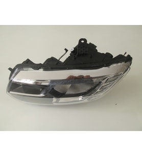 Dacia Sandero- 17/20; Far Lambasi Sol Manuel Ledli· (tw-y)