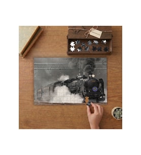 Kara Tren - Lokomotif Tasarımı 240 parça Ahşap Puzzle Ahşap Kutuda MP09508