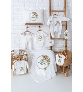 Pia Baby Premium %100 Pamuk 11 Parça İsimli Kız Bebek Hastane Çıkışı Yeni Doğan Hediyelik Set 5088-00 (Ekru)