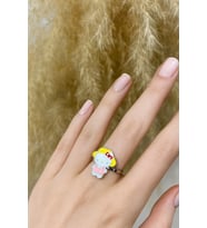 Renkli Hello Kitty Figürlü Yüzük – Neşenin, Sevginin ve Tatlı Zarafetin Simgesi