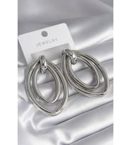 Pirinç Gümüş Renk Oval Model Kadın Küpe