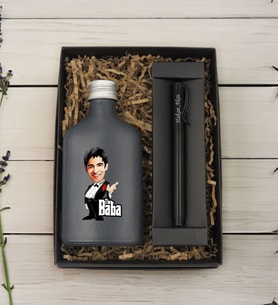 BK Gift Kişiye Özel The Baba Karikatürlü Antrasit Tasarım Cam Şişede Kolonya 200 ml & Siyah Metal Roller Kalem ve Hediye Kutusu-3, Babaya Hediye, Babalar Günü Hediyeleri, Hediyelik Baskılı Kolonya