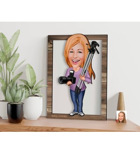 BK Gift Kişiye Özel Kadın Fotoğrafçı Karikatürlü 3D Ahşap Tablo, Sevgiliye Hediye, Arkadaşa Hediye, Yıl Dönümü Hediyesi, Doğum Günü Hediyesi-1