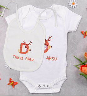 BK Kids Kişiye Özel Harfli Bebek Body Zıbın ve Mama Önlüğü Hediye Seti - Model 2