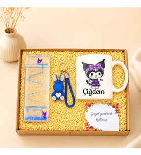 Kuromi Kişiye Özel Hediye Kutusu İsim Baskılı Kupa Bardak Köpekçik Anahtarlık & Jel Kum Saati Seti