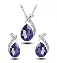 Swarovski Taşlı, Trend Zirkon Taş İşlemeliTakı Seti (Kolye Küpe), Yeni Yıl, Sevgililer Günü Hediye si, Ahşap Kutu İçerisinde (Mor)