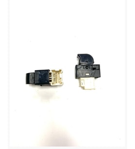 CAM AÇMA DÜĞMESİ D22 1998-2002 ÖN SAĞ NISSAN