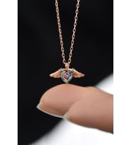 925 Ayar Gümüş Rose Kaplama Mistik Topaz Taşlı Kalp Kanat Kolye