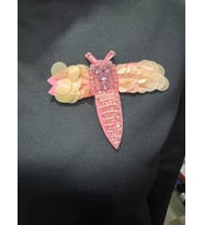 15X12 CM TAŞ BONCUK İŞLEME PEMBE ARI ARMA YAMA DİKİŞ HOBİ AKSESUARI