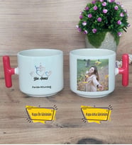 Yılın Annesi Kupa Bardak Fotoğraflı T Kırmızı Kulplu Anneye Doğum Günü Anneler Günü Hediyesi