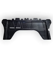 VW Passat B8 2015-2019 Motor Alt Muhafaza Plastik Benzinli 5Q0825235C