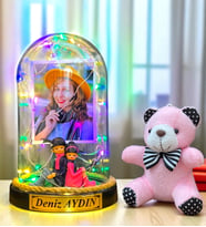 Kişiye Özel Renkli Led Işıklı Biblolu Fanus ve Pembe Peluş Ayıcıklı Anahtarlık (Model 7)