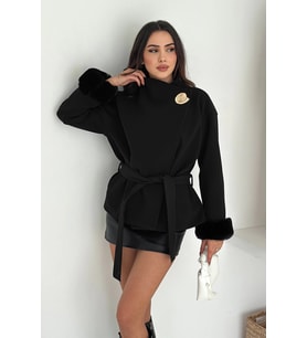 Broşlu Kürk Detaylı Kaşe Kaban Krem
