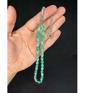 TOZ KEHRİBAR TESBİH AÇIK YEŞİL RENKLİ BEYZİ KESİM 10MMX6,5MM T-677 (Çok Renkli)