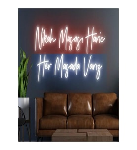 Nikah Masası Hariç Her Masada Varız Yazılı Neon Tabela