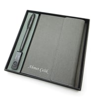 Signator® Codex  N329 Kişiye Özel Defterli Set - İsme Özel Siyah Kalem + İsme Özel Gri Defter + İsme Özel 32 Gb Usb Bellek  İsme Özel Kutusunda Hediyelik Set (Karışık)