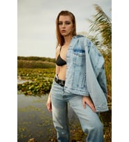 Kadın Paçası Kesik Straight Fit Jean Pantolon (Buz Mavisi)