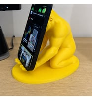 3D Baskı Goril Telefon Tutucu - Kaslı Goril Masaüstü Telefon Standı-Sarı