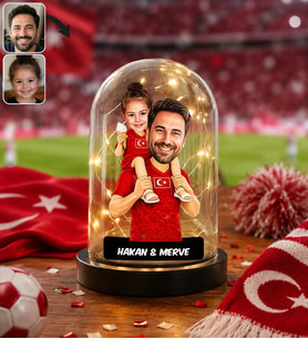 BK Gift Kişiye Özel Türkiye Milli Takım 2026 Dünya Kupası Baba&Kız Karikatürlü Led Işıklı Cam Fanus - Biblo Tek Yürek Milli Takım Ruhu