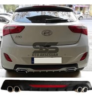 Hyundai i30 Difüzör Arka Tampon Eki 4 Egzoz Çıkışlı Siyah Reflektörlü
