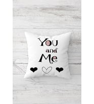 You And Me Yazılı Çift Tarafı Baskılı Gizli Fermuarlı Yastık Kılıfı Kırlent Koltuk Yastık Kılıfı (Beyaz-Siyah)
