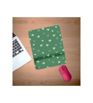 Minik Yeşil Kalpler Bilek Destekli Mouse Pad
