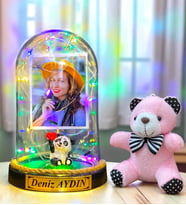 Kişiye Özel Renkli Led Işıklı Biblolu Fanus ve Pembe Peluş Ayıcıklı Anahtarlık (Model 8)