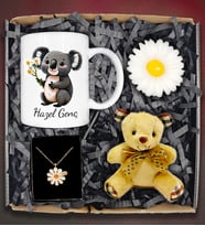 Kişiye Özel Papatya Kolye&Kişiye Özel Koala Kupa&Mum&Ayıcık Anahtarlık Hediye Seti