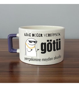 Kime Değer Verdiysek Götü Yerçekimine Meydan Okudu Baskılı Mor Kulplu C Fincan