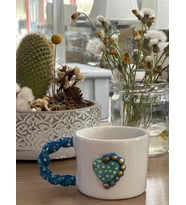 Burgu Kulp Gold Detay Altın Noktalı Kalpli Mug Kupa Fincan (Karışık)